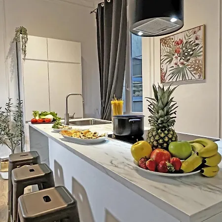 아파트 Happy Family Rovere